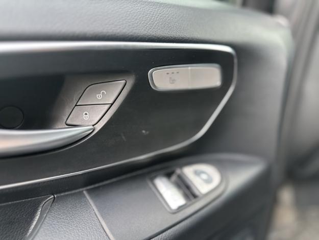 MERCEDES-BENZ Vito 119 CDI 4x4 Mixto Long  