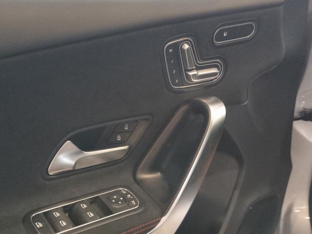 MERCEDES-BENZ A 180 Star Edition  
