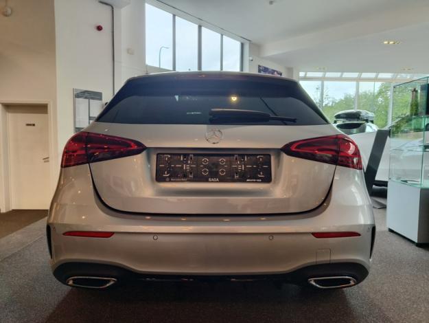 MERCEDES-BENZ A 180 Star Edition  