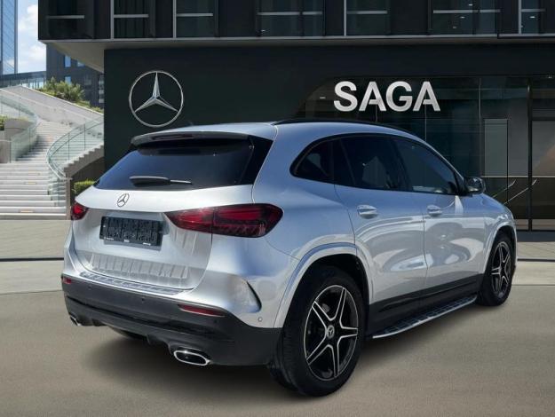 MERCEDES-BENZ GLA 180 d AMG Pack Night Toit Pano  