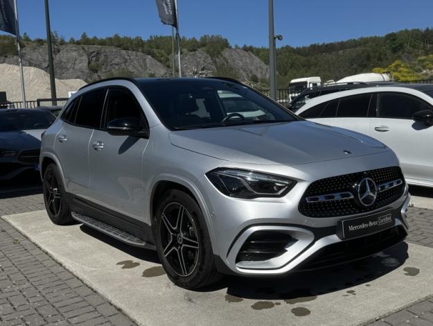 MERCEDES-BENZ GLA 180 d AMG Pack Night Toit Pano  