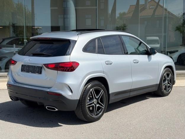 MERCEDES-BENZ GLA-Klasse GLA 180 Off-Roader