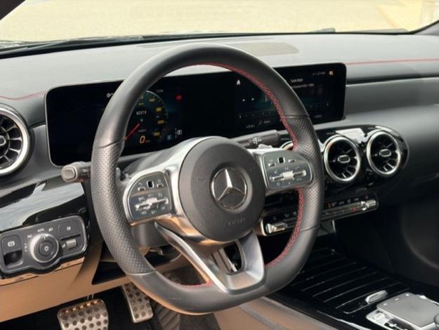 MERCEDES-BENZ CLA-Klasse CLA 180 Coupé