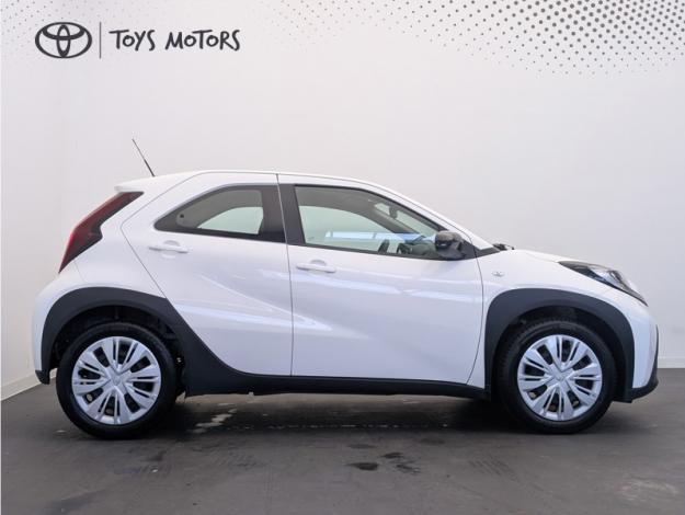 TOYOTA Aygo X 1.0 VVT-i 72 Dynamic   