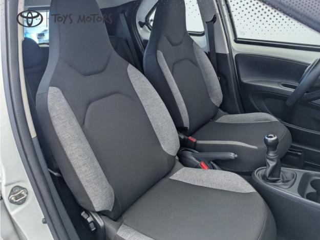 TOYOTA Aygo X 1.0 VVT-i 72 Dynamic   