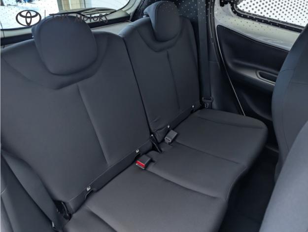 TOYOTA Aygo X 1.0 VVT-i 72 Dynamic   