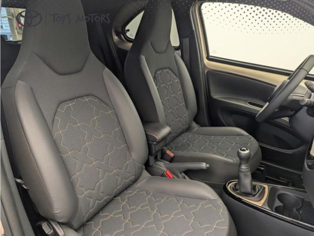TOYOTA Aygo X 1.0 VVT-i 72 Collection   
