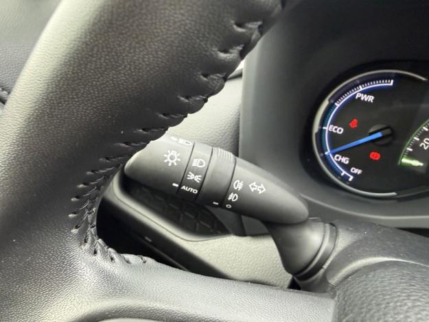 TOYOTA RAV4 Hybride 2WD Dynamic Navi Business  218