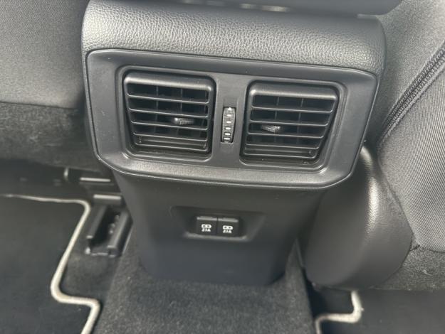 TOYOTA RAV4 Hybride 2WD Dynamic Navi Business  218