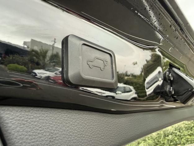 TOYOTA RAV4 Hybride 2WD Dynamic Navi Business  218