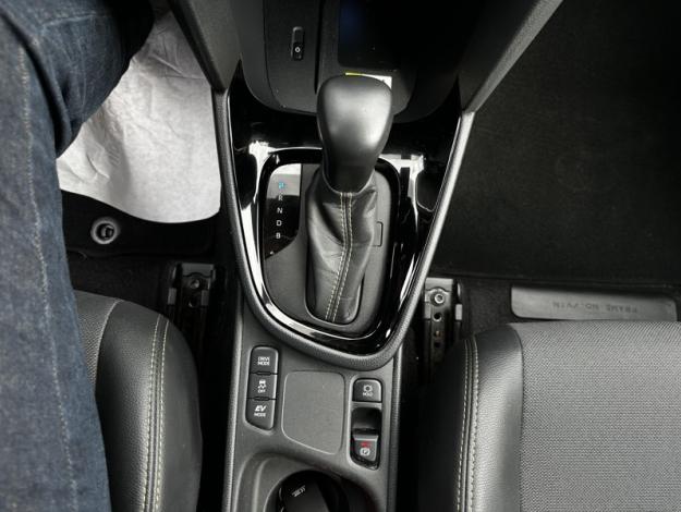 TOYOTA Yaris Cross Hybrid 2WD Trail   