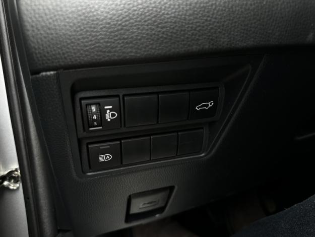 TOYOTA Yaris Cross Hybrid 2WD Trail   