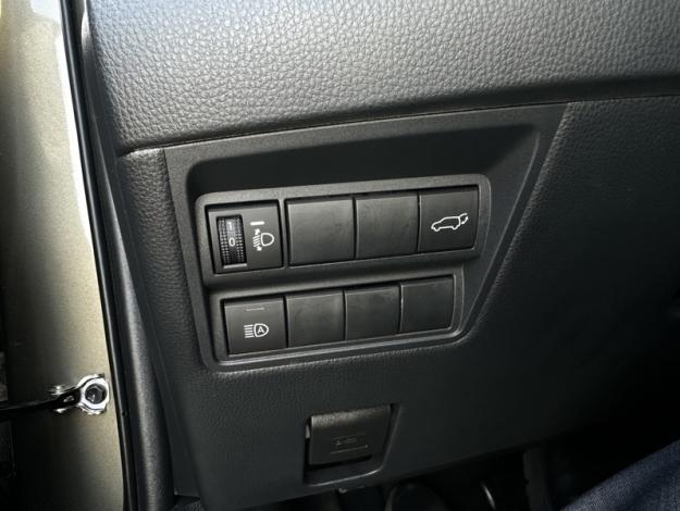 TOYOTA Yaris Cross Hybrid 2WD Collection   