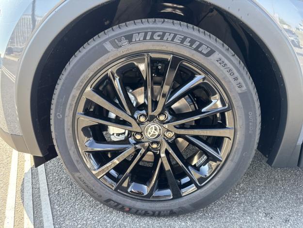 TOYOTA C-HR 1.8 Hybride 140 GR Sport  C HR HYBRIDE NG HYBRIDE 140 GR SPORT MY26