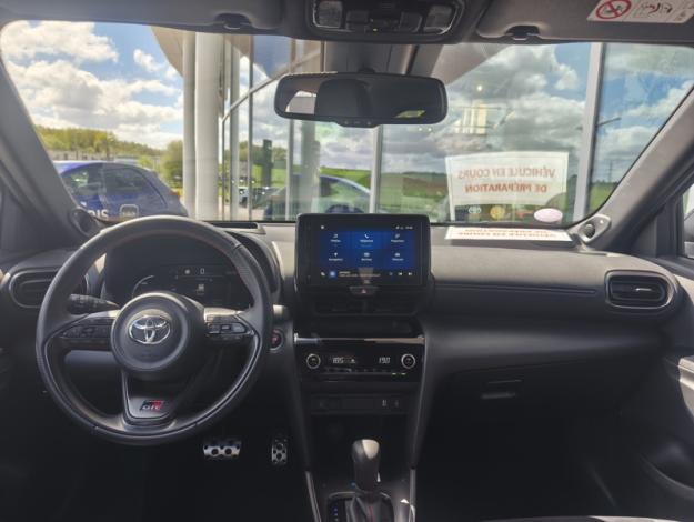 TOYOTA Yaris Cross 1.5 HYBRID 116H GR SPORT AUTO  