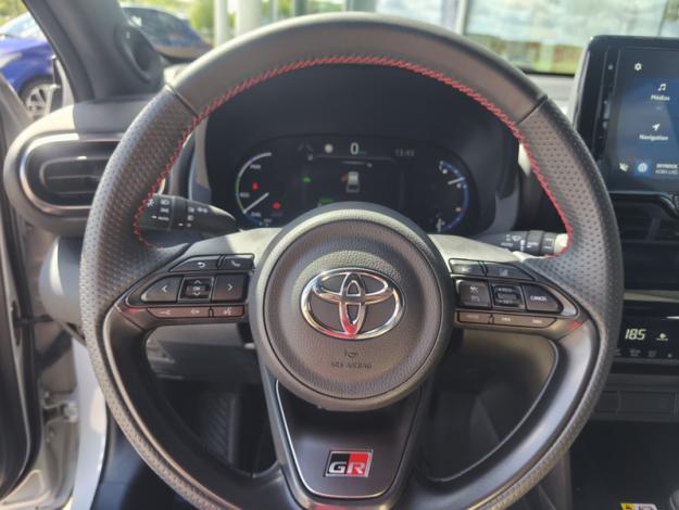TOYOTA Yaris Cross 1.5 HYBRID 116H GR SPORT AUTO  