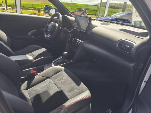TOYOTA Yaris Cross 1.5 HYBRID 116H GR SPORT AUTO  