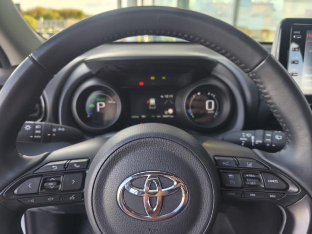 TOYOTA Yaris Cross 1.5 HYBRID 116H DYNAMIC AUTO  