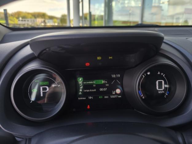 TOYOTA Yaris Cross 1.5 HYBRID 116H DYNAMIC AUTO  