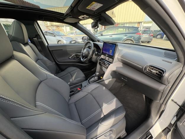 TOYOTA Yaris Cross 1.5 HYBRID 130H PREMIERE AUTO   