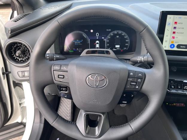 TOYOTA C-HR 2.0 PHEV 225 Graphic  C HR PHEV 225 GRAPHIC MY26
