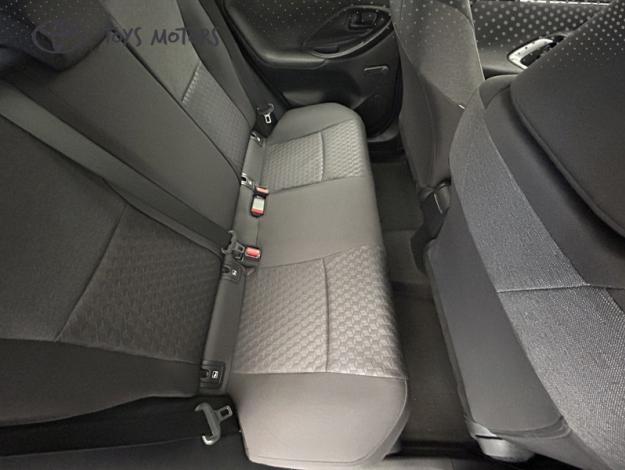 TOYOTA Yaris 116h Dynamic  