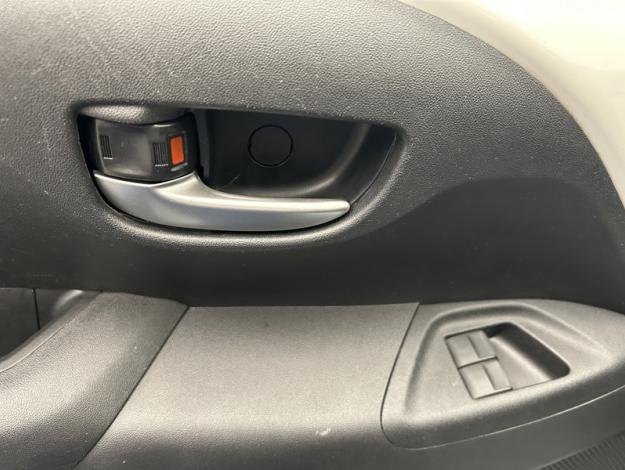 TOYOTA Aygo 1.0 VVT-i x-play  