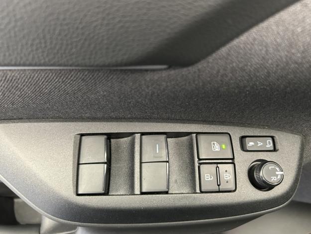 TOYOTA Yaris Cross 1.5 116H DESIGN   