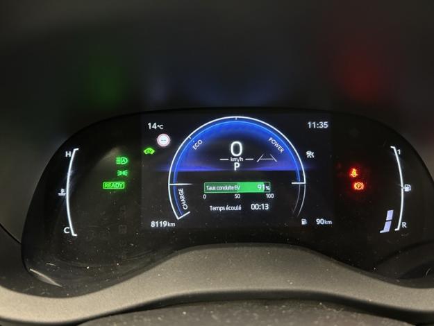 TOYOTA Yaris Cross 1.5 116H DESIGN   
