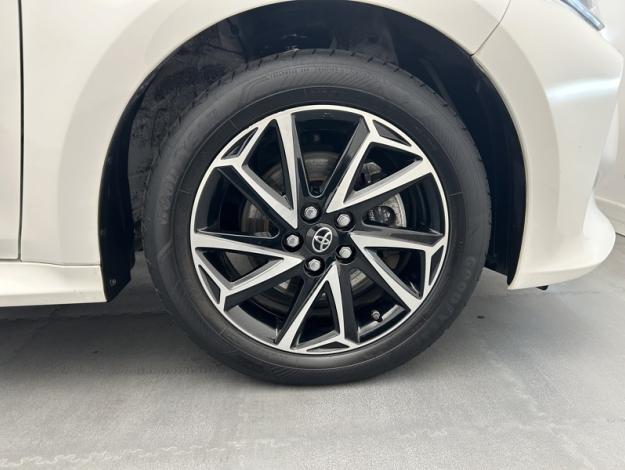 TOYOTA Yaris 116h Design  PACK CONFORT