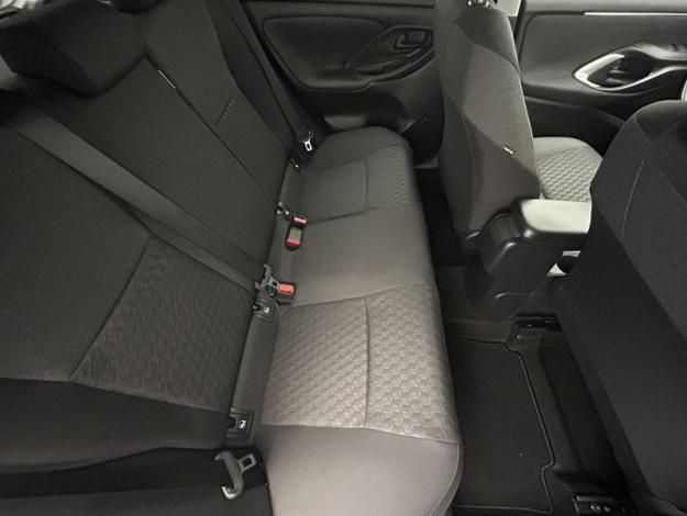TOYOTA Yaris 116h Design  PACK CONFORT