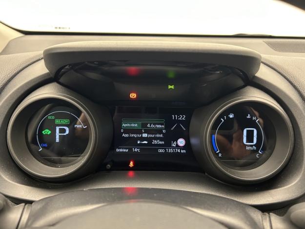 TOYOTA Yaris 116h Design  PACK CONFORT