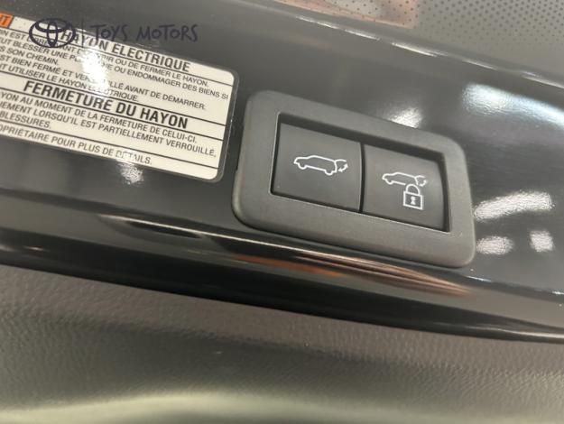 TOYOTA Yaris Cross 1.5 130H PREMIERE    