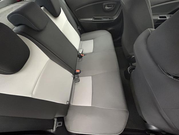 TOYOTA Yaris 1.5 VVT-I Dynamic  100H