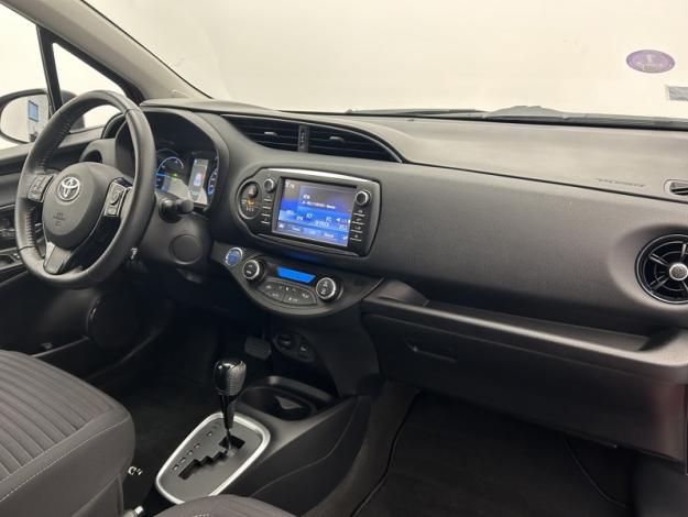 TOYOTA Yaris 1.5 VVT-I Dynamic  100H