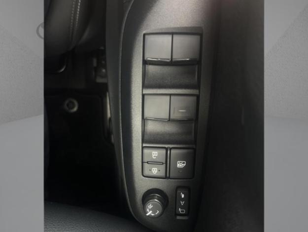 TOYOTA Yaris Hybride 116h Design  YARIS HYBRIDE 116H DESIGN PACK MY26