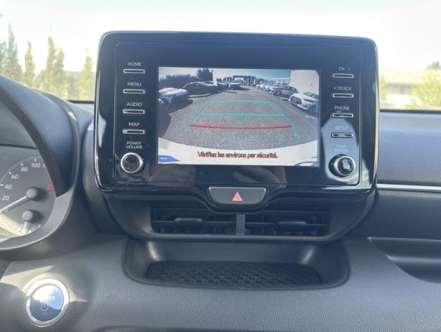 TOYOTA Yaris 116h Dynamic  