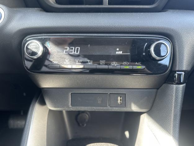 TOYOTA Yaris 116h Dynamic  