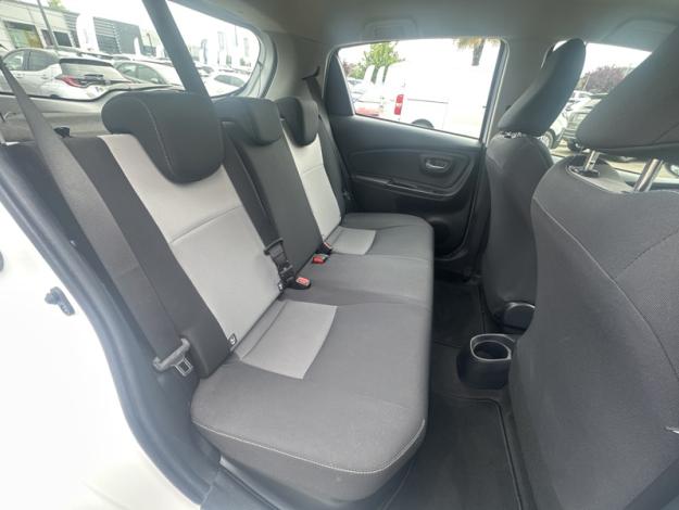 TOYOTA Yaris 100h Dynamic   
