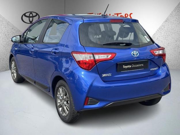 TOYOTA Yaris 100h Dynamic  