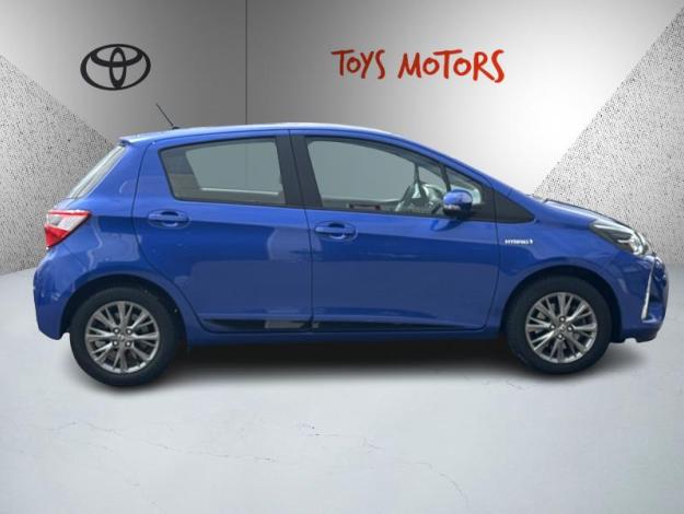 TOYOTA Yaris 100h Dynamic  