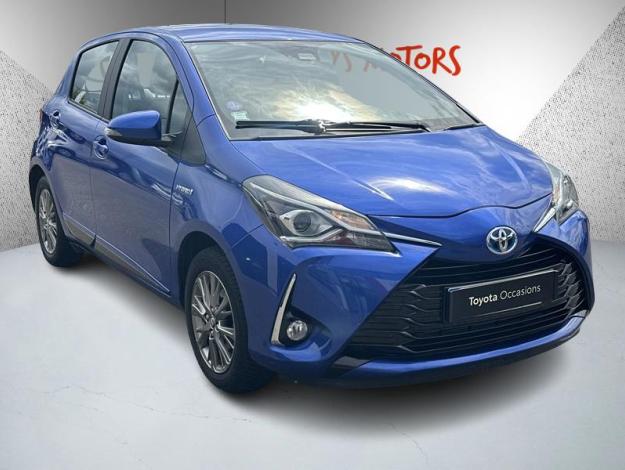 TOYOTA Yaris 100h Dynamic  