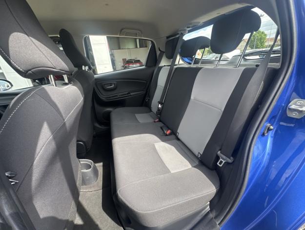 TOYOTA Yaris 100h Dynamic  