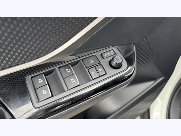 TOYOTA C-HR 1.8 HYBRIDE 122 GRAPHIC  