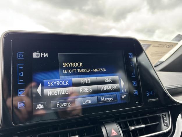 TOYOTA C-HR 1.8 HYBRIDE 122 GRAPHIC  