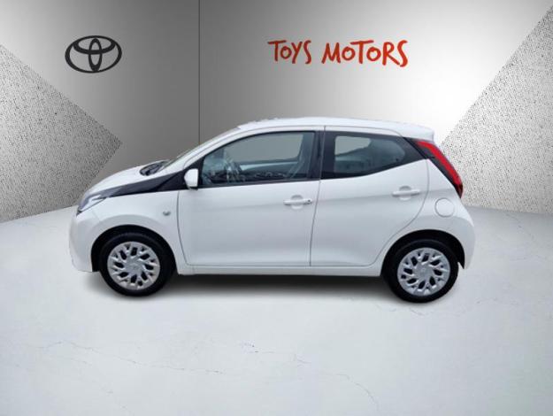 TOYOTA Aygo 1.0 VVT-i x-play  