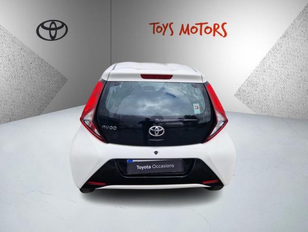 TOYOTA Aygo 1.0 VVT-i x-play  