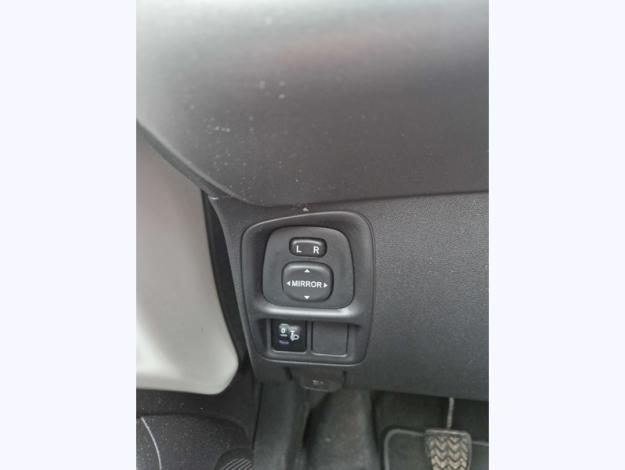 TOYOTA Aygo 1.0 VVT-i x-play  