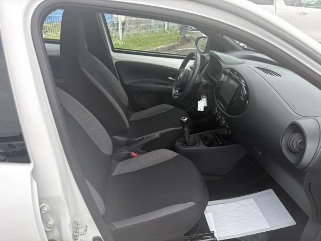 TOYOTA Aygo X 1.0 VVT-i 72 Dynamic   