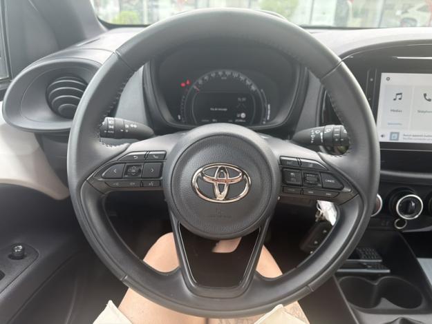 TOYOTA Aygo X 1.0 VVT-i 72 Dynamic   
